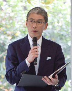 開会挨拶を行う山田敦・一橋大学副学長