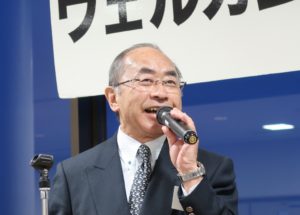 冈田円治如水会理事?事务局长の音头による乾杯
