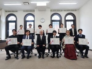 入選者の集合写真