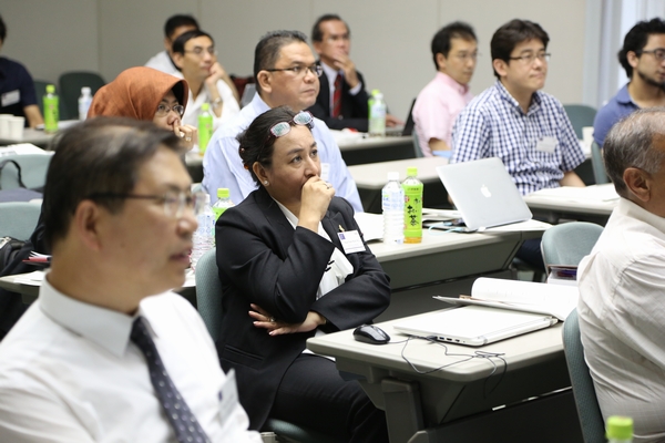 photo: August 4 (Thursday), The lecture room for the session on Economics of Service (Microfoundations, Measurement, and Productivity Policy)