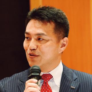 山田義仁氏