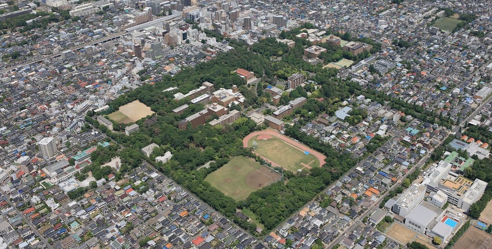 Hitotsubashi University