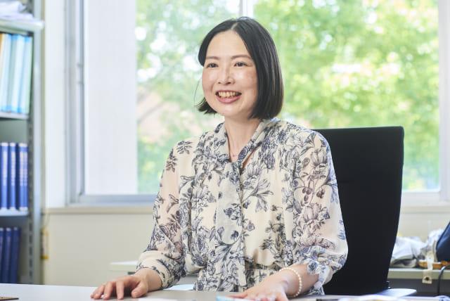 インタビュー中の様子