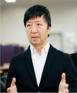 岡室博之教授