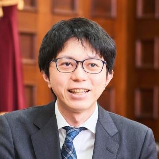 津田 慧 特任講師氏 プロフィール写真