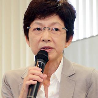 山村康子氏