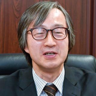 蜂谷豊彦教授写真