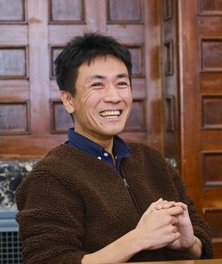 画像：インタビュー中の尾野寛明さん 3