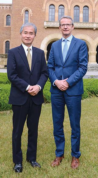 画像：セルス学長と蓼沼学長（5）