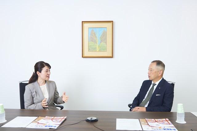 画像：座談の様子1