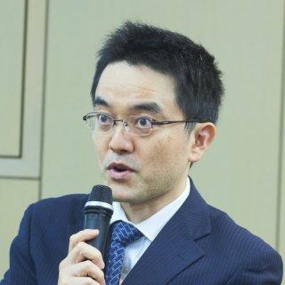 大月 康弘